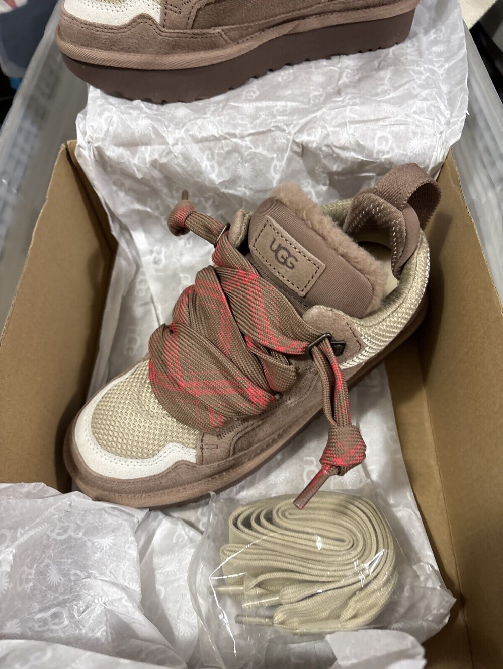 UGG WOMEN LOWMEL - 1144032 Size 6 New With Box